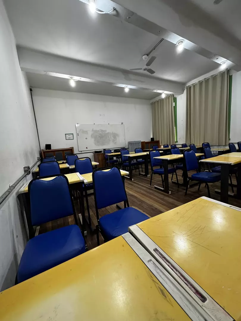 Reforma de Estofados para  Sala de Aula